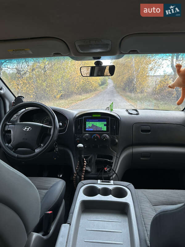Мінівен Hyundai H-1 2008 в Бару фото 24 Мінівен Hyundai H-1 2008 в Бару