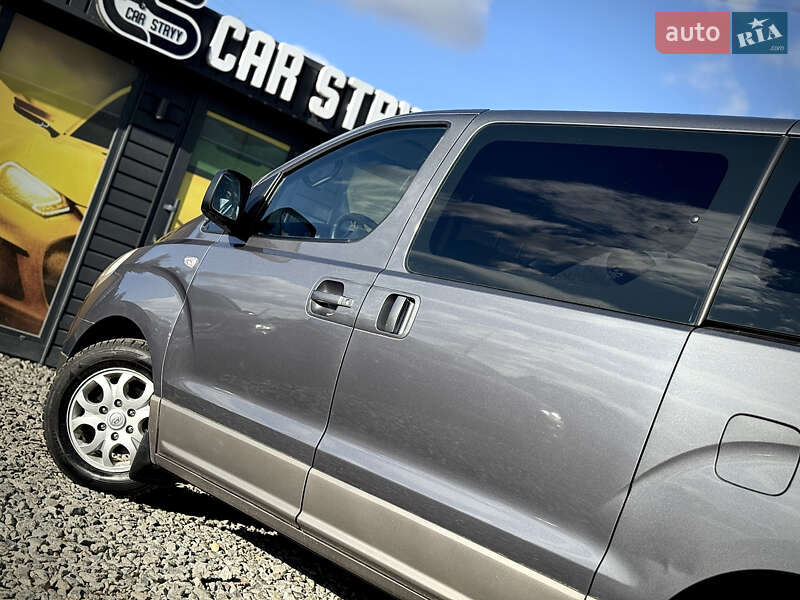 Мінівен Hyundai H-1 2011 в Стрию