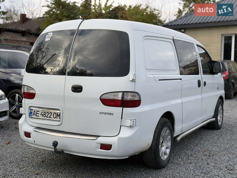 Вантажний фургон Hyundai H-1 2007 в Дніпрі фото 3 Вантажний фургон Hyundai H-1 2007 в Дніпрі
