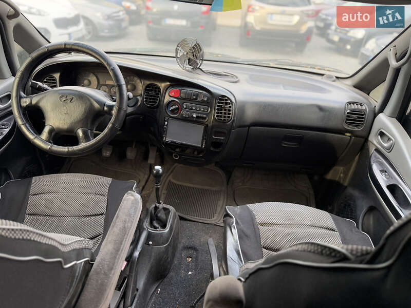 Вантажний фургон Hyundai H-1 2007 в Дніпрі фото 11 Вантажний фургон Hyundai H-1 2007 в Дніпрі