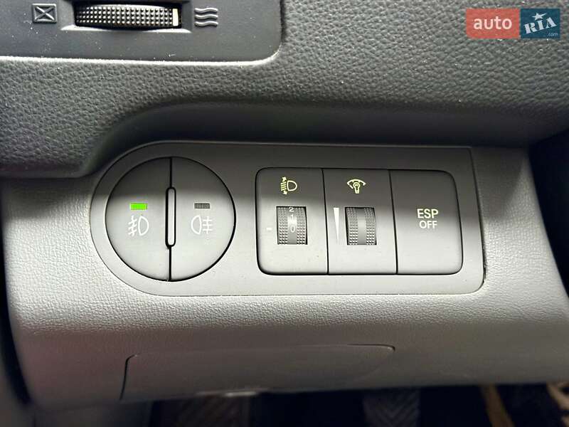 Мінівен Hyundai H-1 2009 в Харкові