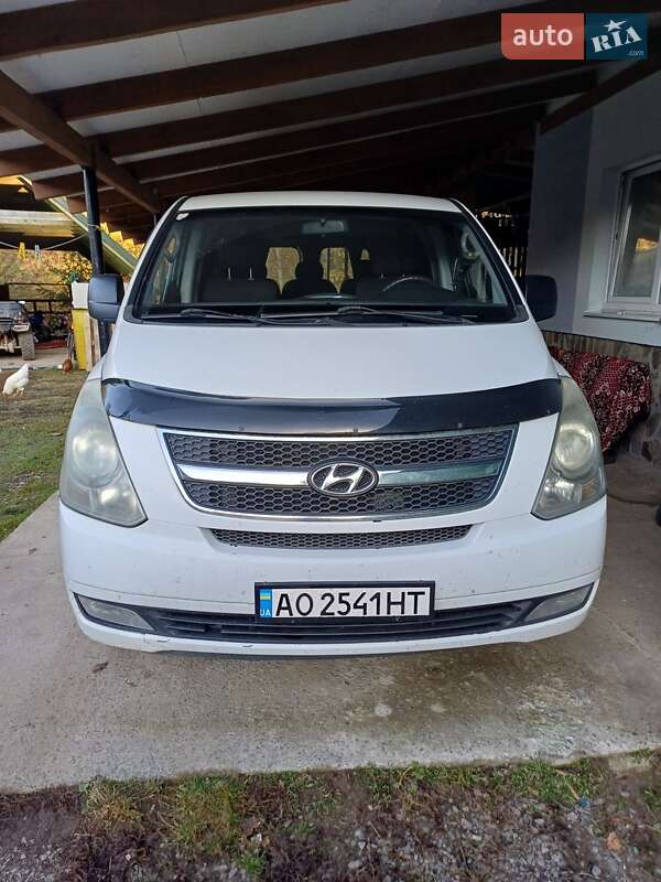 Мінівен Hyundai H-1 2008 в Ужгороді фото 6 Мінівен Hyundai H-1 2008 в Ужгороді