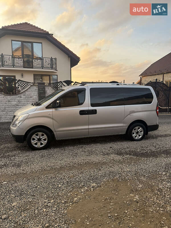 Мінівен Hyundai H-1 2008 в Виноградові фото 2 Мінівен Hyundai H-1 2008 в Виноградові