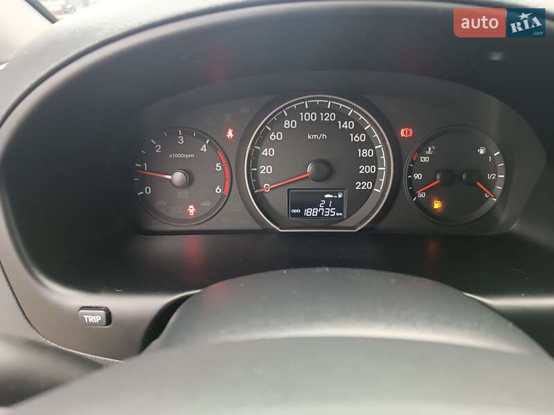 Минивэн Hyundai H-1 2016 в Полтаве