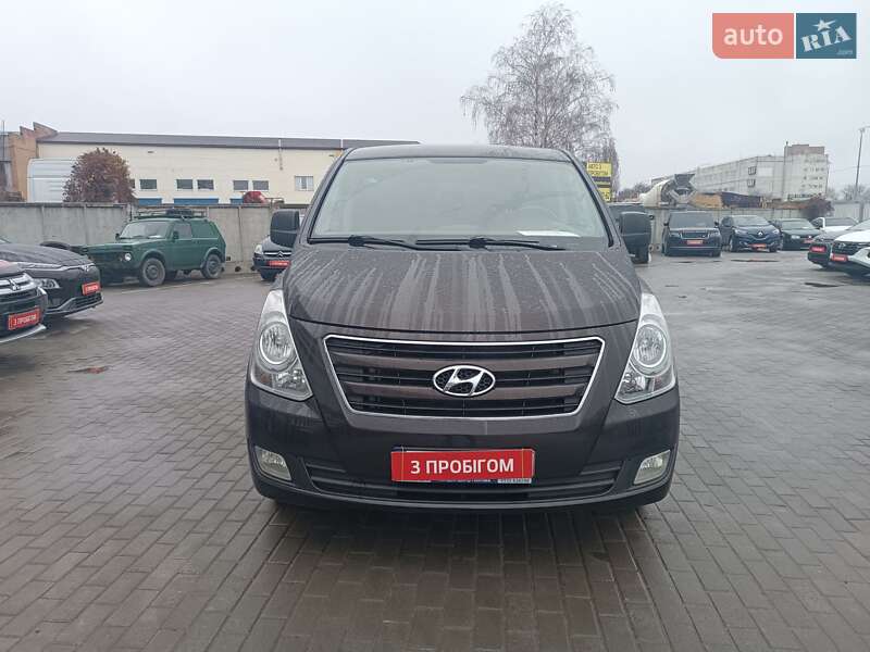 Минивэн Hyundai H-1 2016 в Полтаве