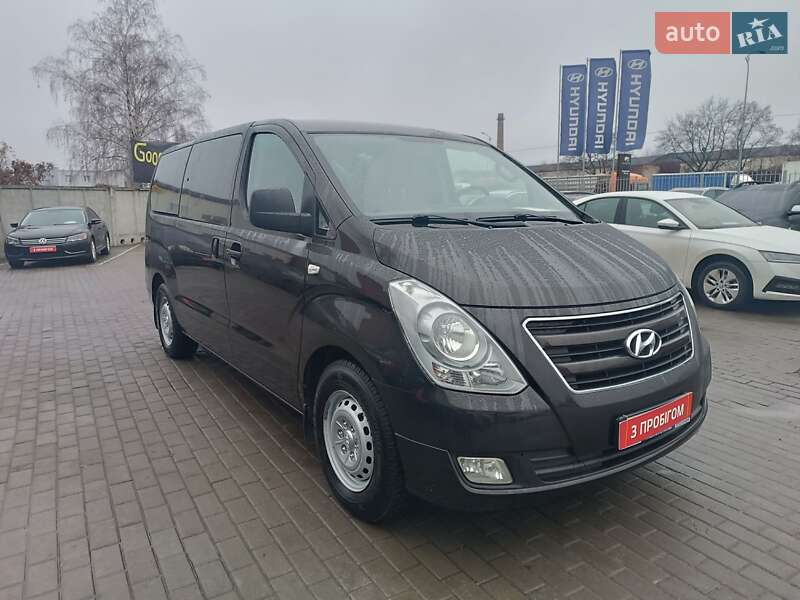 Минивэн Hyundai H-1 2016 в Полтаве