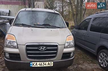 Минивэн Hyundai H-1 2007 в Надворной