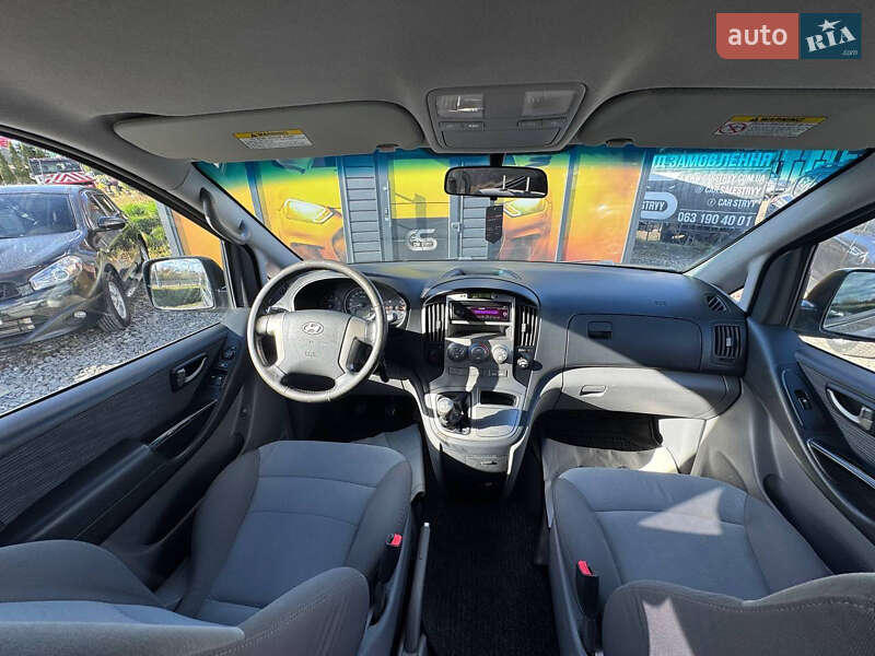 Мінівен Hyundai H-1 2011 в Стрию