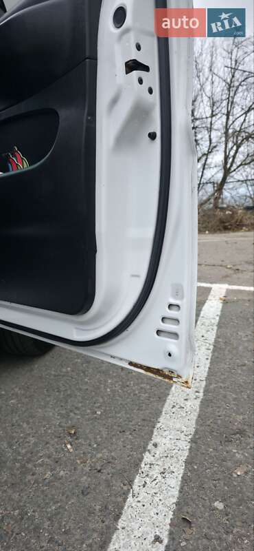 Грузовой фургон Hyundai H-1 2004 в Одессе