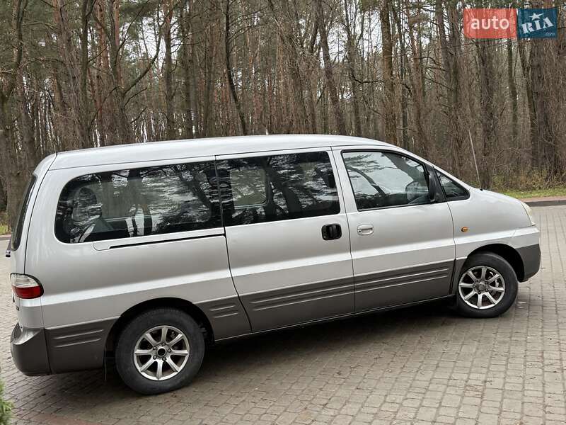 Минивэн Hyundai H-1 2005 в Львове