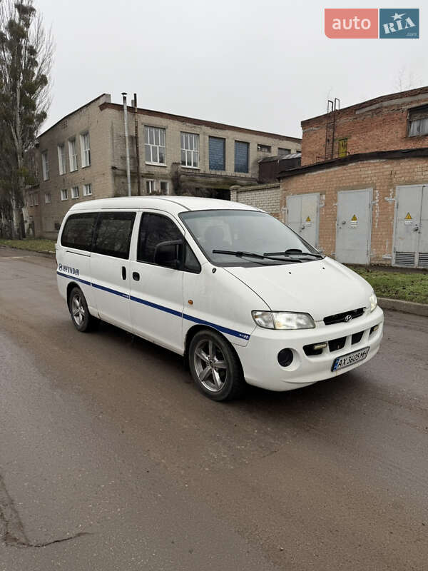 Hyundai H-1 1999 Hyundai H-1 1999