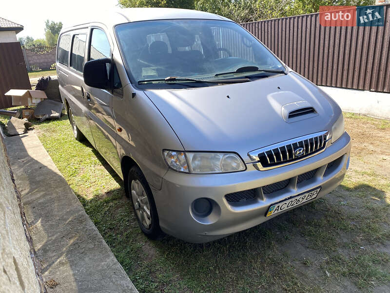 Минивэн Hyundai H-1 2005 в Луцке