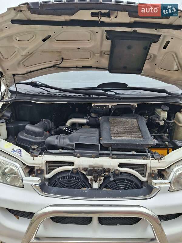 Вантажний фургон Hyundai H-1 2006 в П'ятихатках фото 21 Вантажний фургон Hyundai H-1 2006 в П'ятихатках