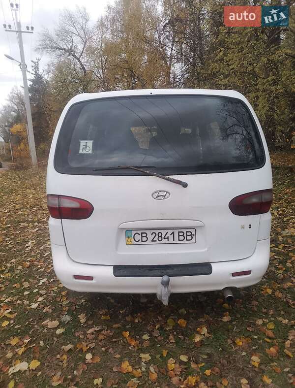 Минивэн Hyundai H-1 2000 в Чернигове