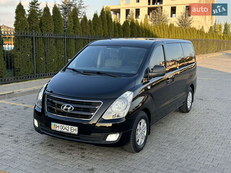Минивэн Hyundai H-1 2012 в Одессе