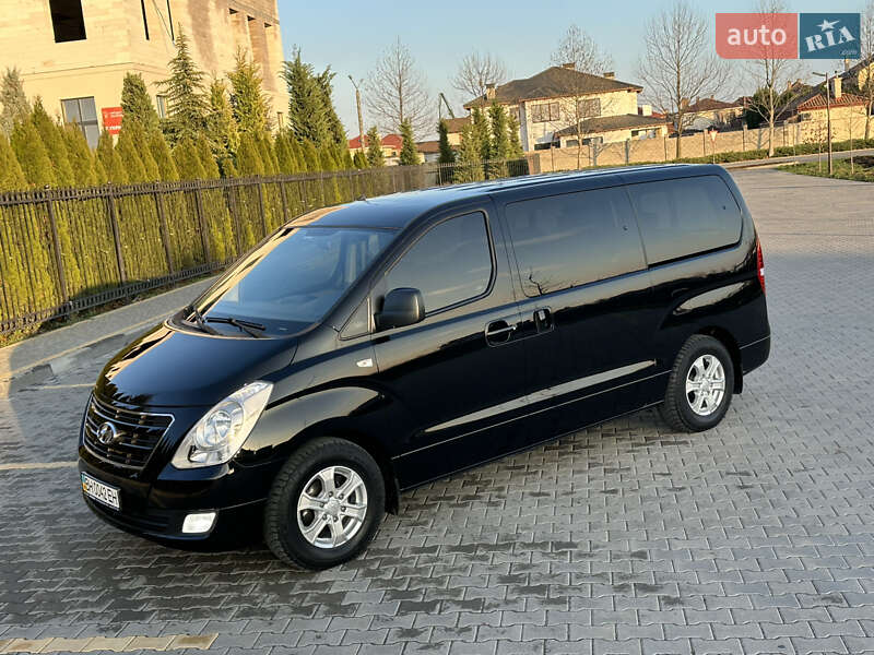 Минивэн Hyundai H-1 2012 в Одессе