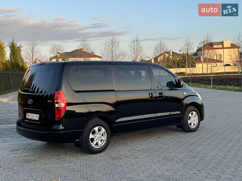 Минивэн Hyundai H-1 2012 в Одессе