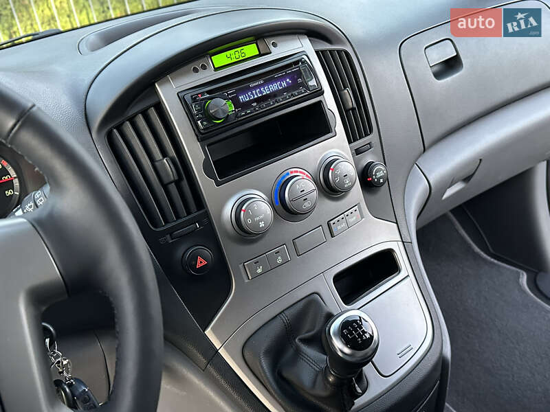 Минивэн Hyundai H-1 2012 в Одессе