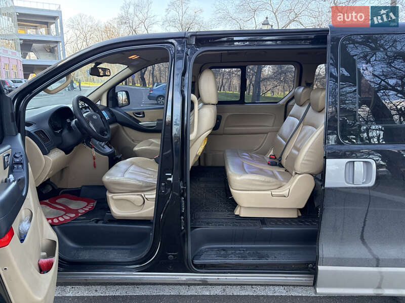 Минивэн Hyundai H-1 2013 в Одессе