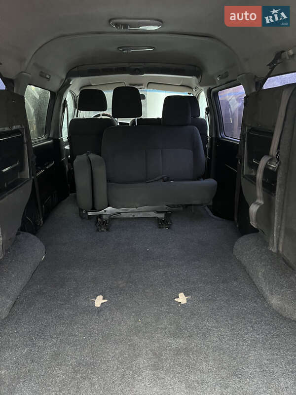 Минивэн Hyundai H-1 2002 в Николаеве