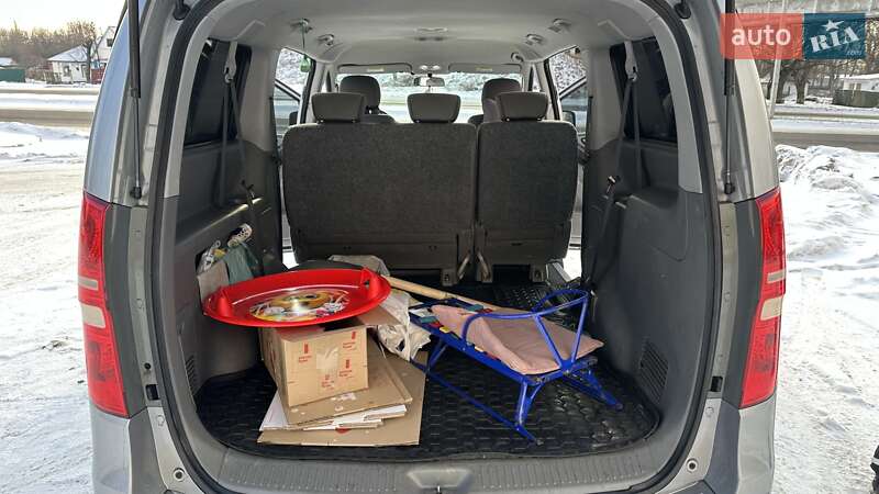 Минивэн Hyundai H-1 2012 в Лубнах