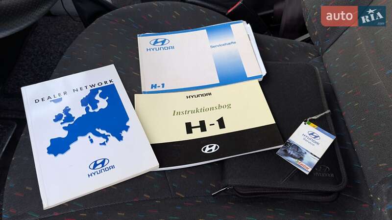 Минивэн Hyundai H-1 2004 в Ровно