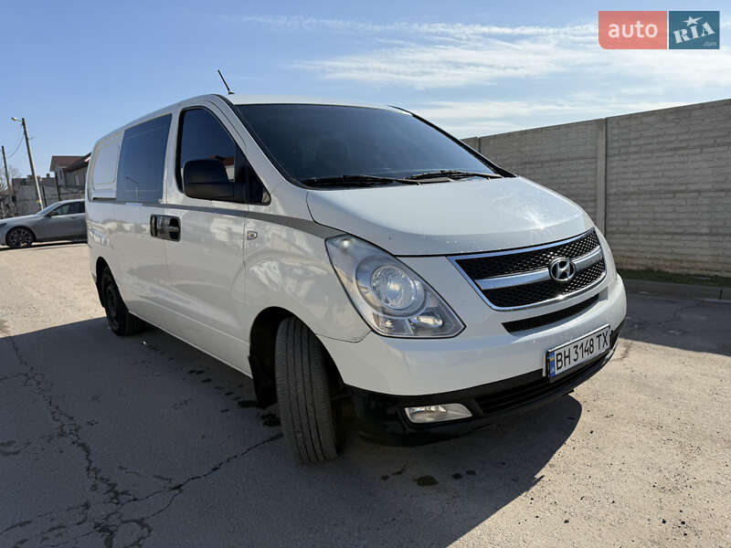 Hyundai H-1 2011 Hyundai H-1 2011