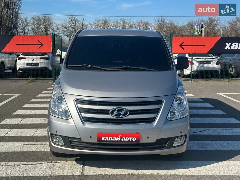 Минивэн Hyundai H-1 2016 в Одессе