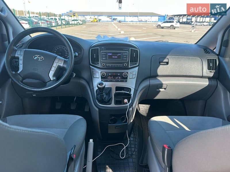 Минивэн Hyundai H-1 2016 в Одессе