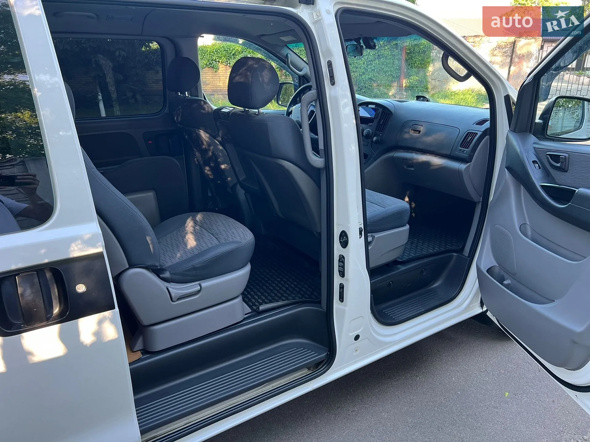 2012 Hyundai Starex (H-1) - мініатюра 22