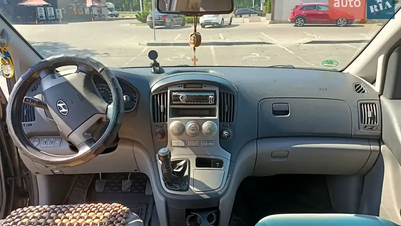 Авто H1 (Starex) 2008 VIN KMHWH81JP8U063279 фото оголошення 7 з 41