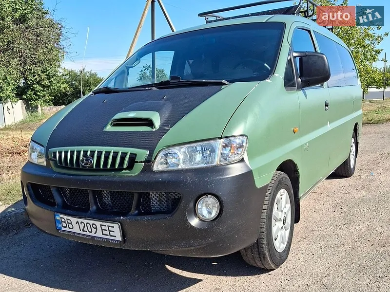 Hyundai H-1