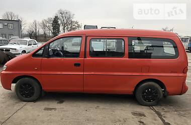 Грузопассажирский фургон Hyundai H 200 1999 в Кривом Роге