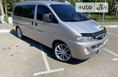 Минивэн Hyundai H 200 2000 в Буче