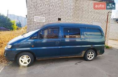 Вантажний фургон Hyundai H 200 1998 в Харкові