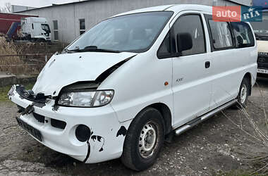 Мінівен Hyundai H 200 2001 в Дніпрі