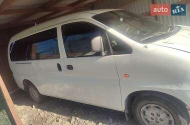 Вантажний фургон Hyundai H 200 1999 в Ізмаїлі