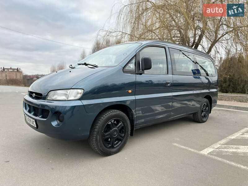 Мінівен Hyundai H 200 2000 в Здолбуніві