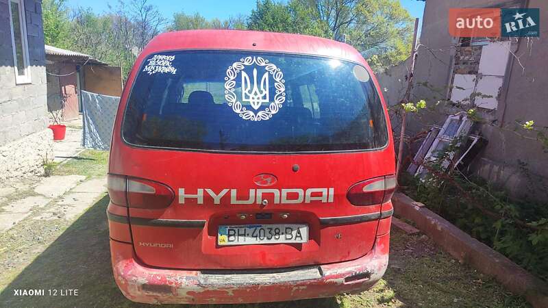 Минивэн Hyundai H 200 1998 в Сарате