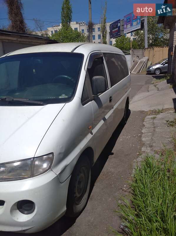 Мінівен Hyundai H 200 1998 в Одесі