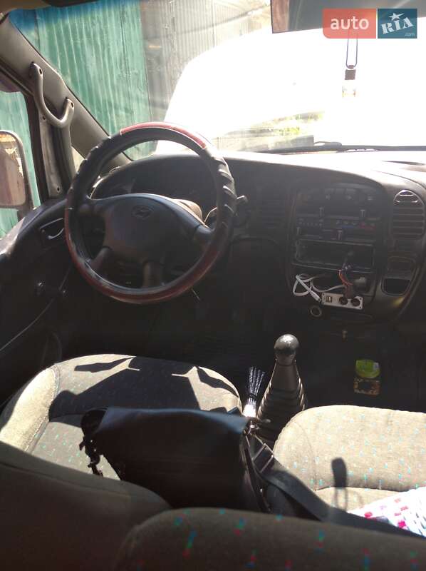 Мінівен Hyundai H 200 1998 в Одесі
