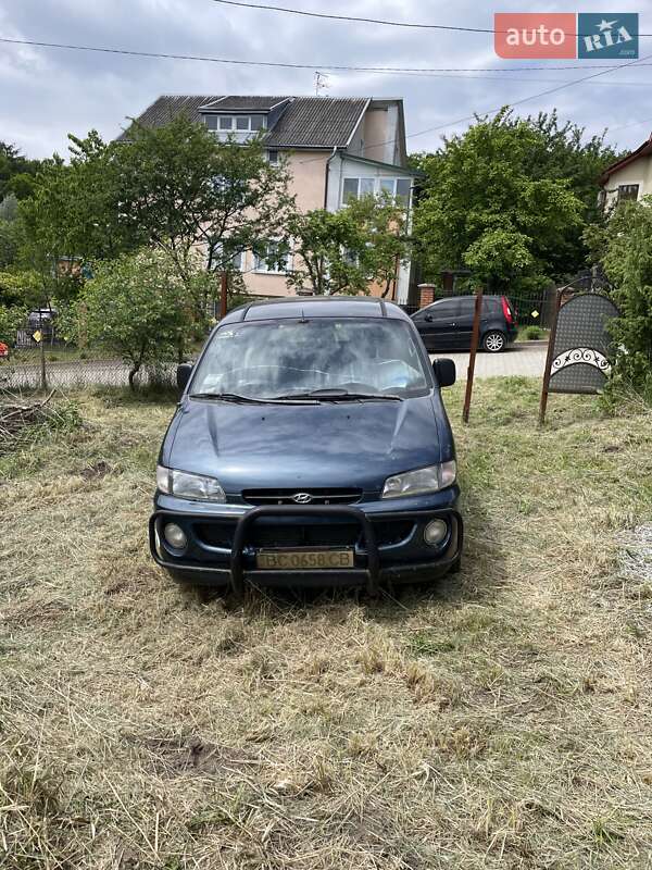 Минивэн Hyundai H 200 2000 в 