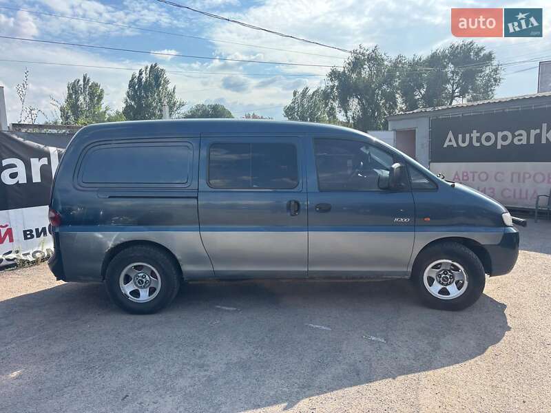 Мінівен Hyundai H 200 1998 в Запоріжжі