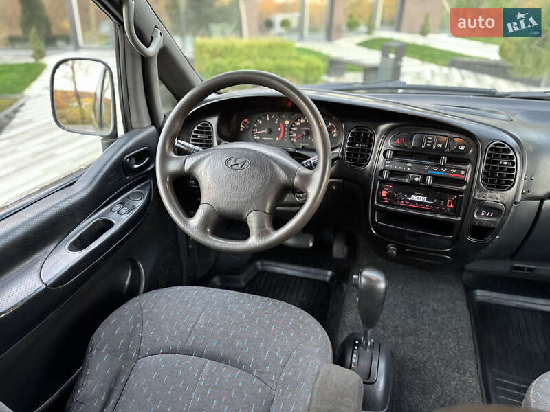 Грузопассажирский фургон Hyundai H 200 1999 в Ужгороде фото 21 Грузопассажирский фургон Hyundai H 200 1999 в Ужгороде