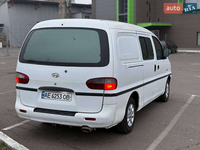 Минивэн Hyundai H 200 1999 в Кривом Роге