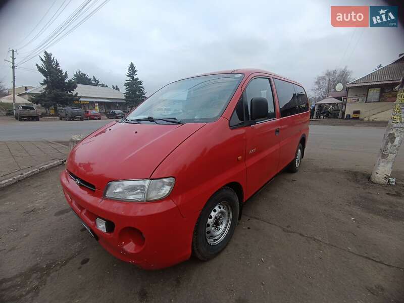 Hyundai H 200 2000