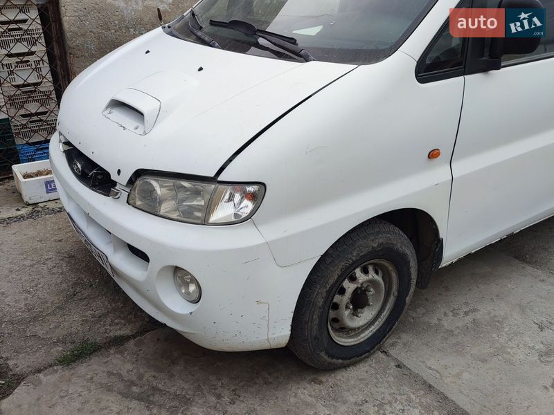 Hyundai H 200 2003
