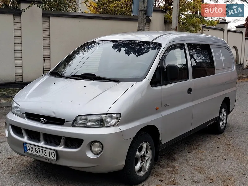 Hyundai H 200