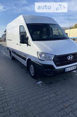 Грузовой фургон Hyundai H 350 2015 в Киеве