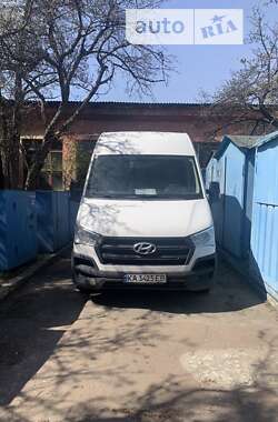 Мікроавтобус Hyundai H 350 2015 в Києві